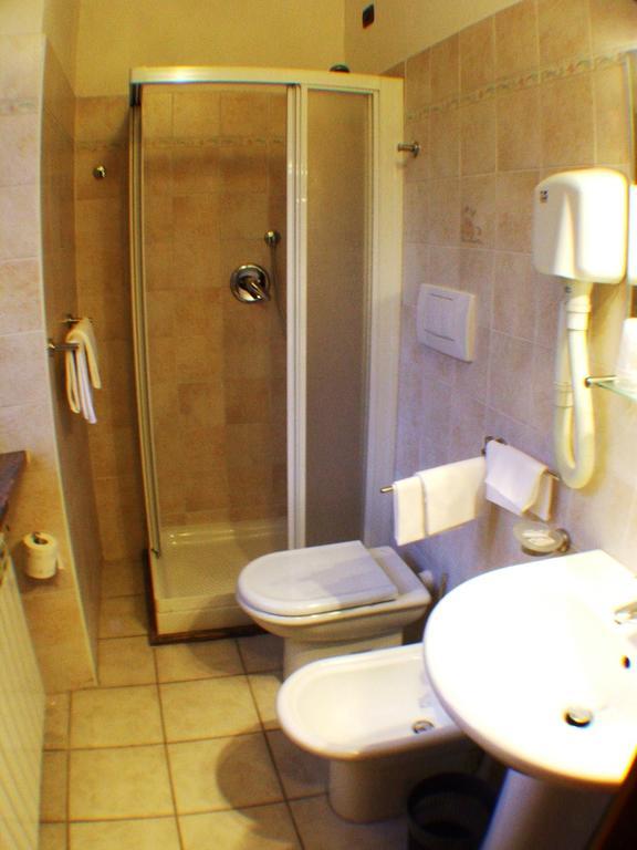 Hotel Isolabella Bussoleno Екстериор снимка