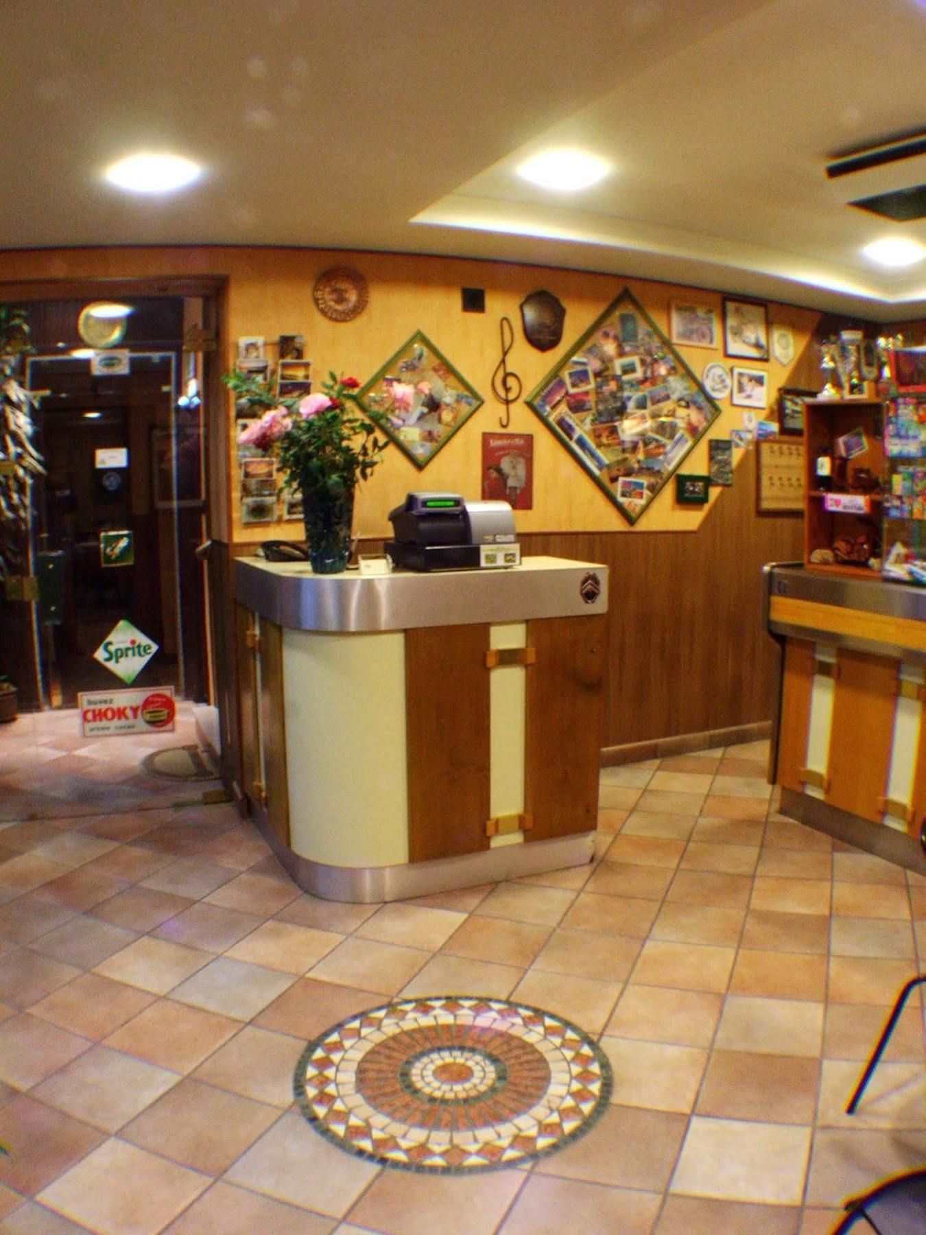 Hotel Isolabella Bussoleno Екстериор снимка
